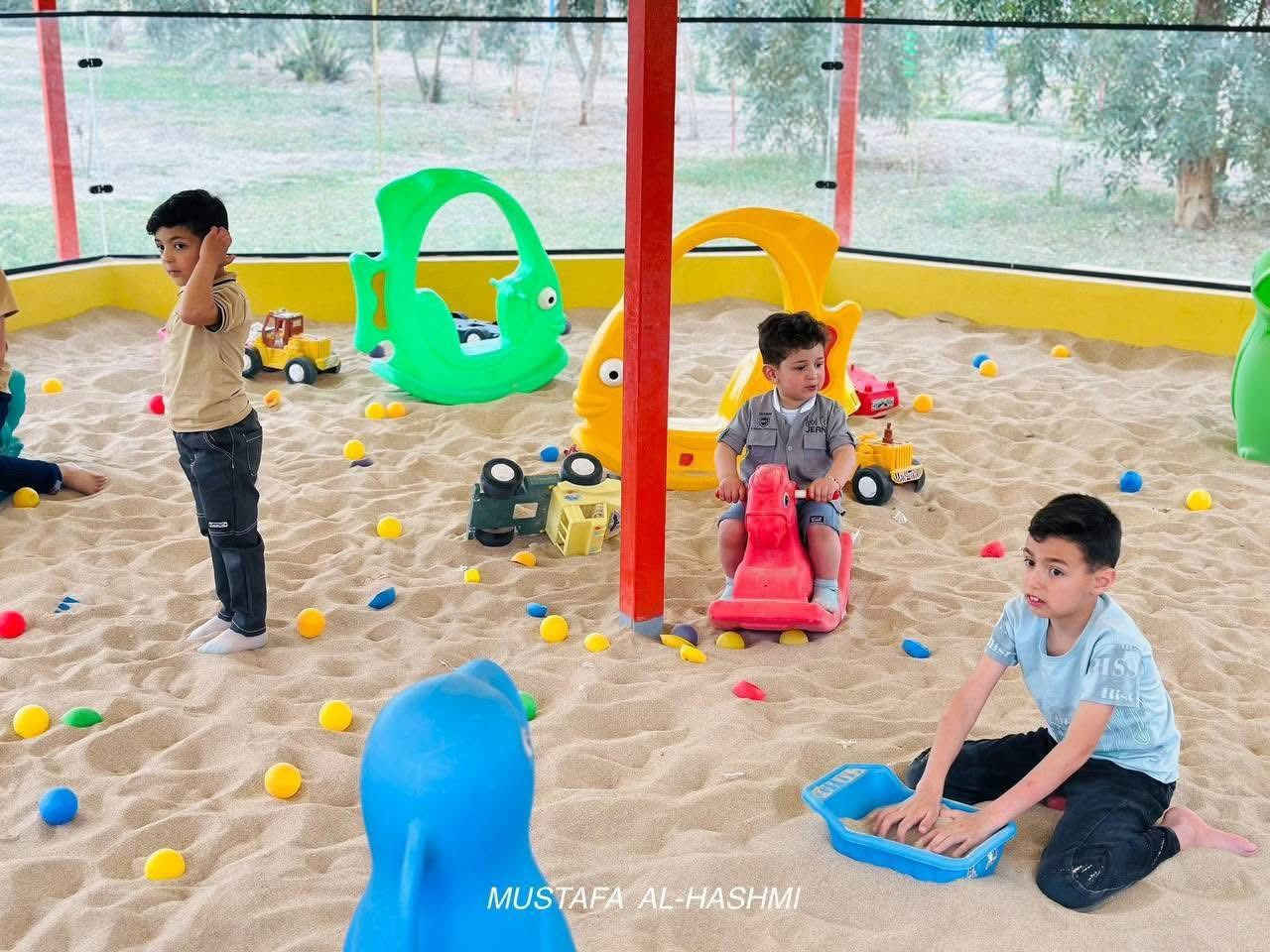 استعدوا للمرح والإثارة! دخول مجاني لمدينة هيت لاند من يوم غدا الخميس والجمعة والسبت لا تفوتوا هذه الفرصة الرائعة لقضاء يوم لا يُنسى مع العائلة والأصدقاء. فعاليات وألعاب ممتعة بانتظاركم! زورونا تجدون مايسركم.⁩


**إذا كنت صاحب هذا الإعلان وتريد حذفه لأي سبب، رجاءا أرسل رسالة إلى الدعم الفني**