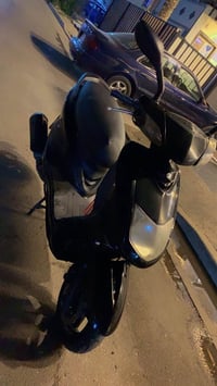 :  سكنس سرعة 140 ياماها دراجة وكالة برغي مامفتوح منها بشهر السادس نزلت...