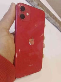 من رخصة الادمن. ايفون11 النضافة 100‎%‎ شخطة مابي ، فيس ايدي شغال ، كله...