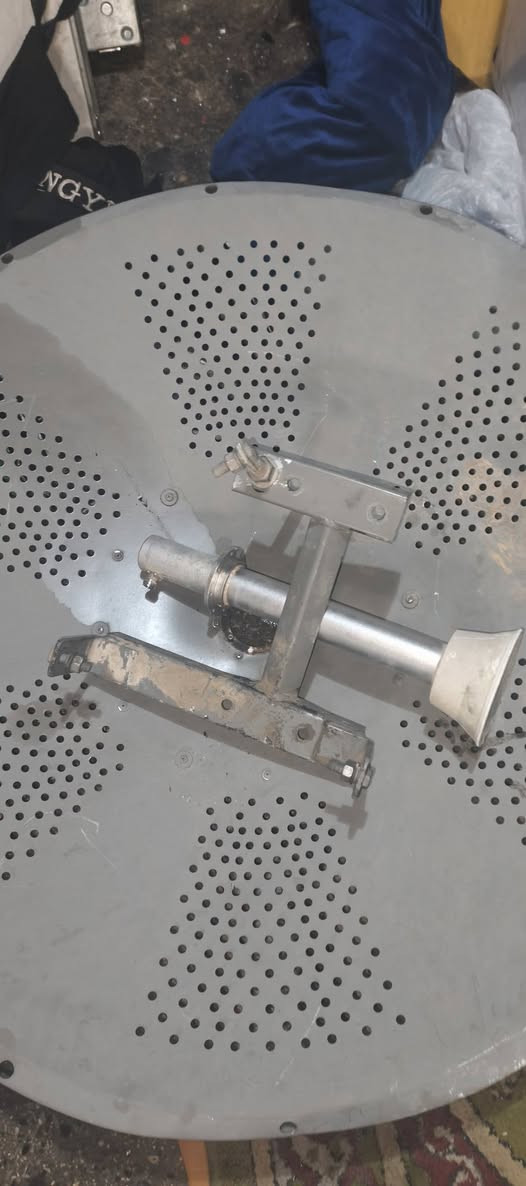 دش ubnt 30 جديد غير مستخدم 
دش هايبر لنك 34 
دش دالتا لنك 27
سكتر 90 
سكتر مني 
LHG XL 5
سيسكو 2060
سيار اصلي مكسكي 
توصيل موجود ***********
