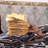 بدي محير   بس لون  اصفر باقي قياس 12,, 13,, 14,, 15,, 16  منشاء تركي ل...