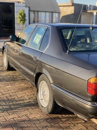 بي ام ٧٣٥ • ١٩٩٢ • الانبار