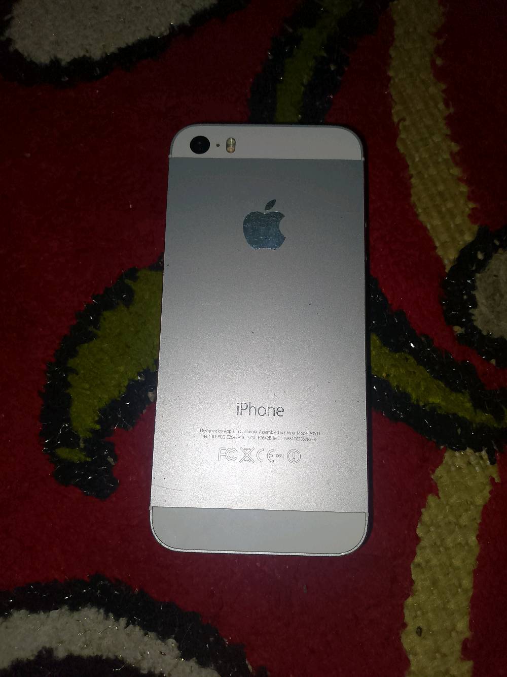 سعره75بي مجال قليل   ايفون 5s  بي فطور في الازمه  ما بي ملحقات بس كارتونيه