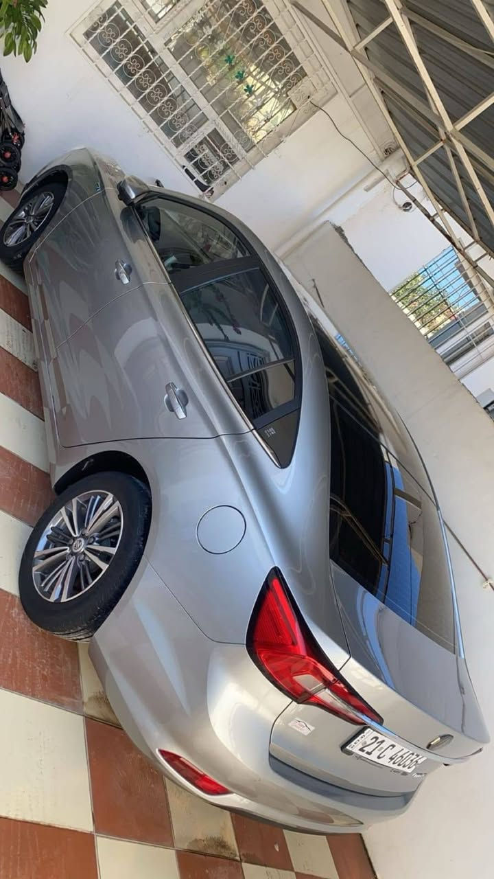 MG5 2023 luxury
فول مواصفات. بةصمه. بريك بصمه . ئوتوهولد. ٤كامرة . صلايد . كوشنات جلد و هيتةر .الكثير من الميزات الأخرى...يدة واحده.
.ماشيه ٣٣ كيلو سعر(١١٢) بيها مجال بصيط
***********
