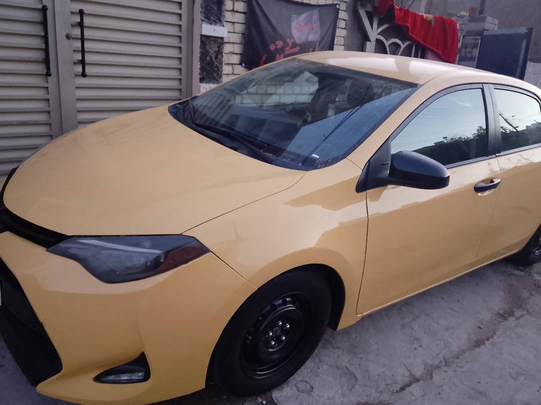 السلام عليكم 
كورلا موديل 2019 
الرقم انكليزي السيارة باسمي وارد امريكي حادثها بنيد وجاملغ الأيمن السيارة خير من الله السيارة فول عدة التنتة تخم تايرات جديد الرقم بغداد السيارة جاهزة
متواجد واتساب  الرقم *********** بغداد, العراق
