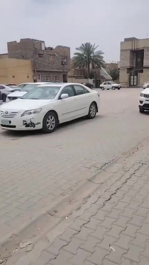 يعلن مكتب كرار اليساري عن وجود بيت للبيع مساحه ٢٠٠ متر، مشتمل معزول وحده والباقي بيت سكن على الساحه كما هو موضح في ناحيه الحر الكابينات السعر ١٧٠ مليون قابل للتفاوض للإستفسار على الهاتف *********** (بيع مستعجل)
