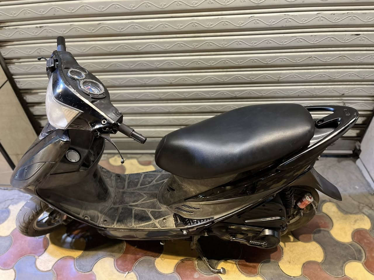 دراجة كامكو للبيع او مراوس انطي فرق ماعندي اشكال شعندك نزل بتعليقات السعر ٣٧٥ الف
عنوانهة كاظمية
نقصهة كيج سرعة
دبل امامي
رقم ***********
