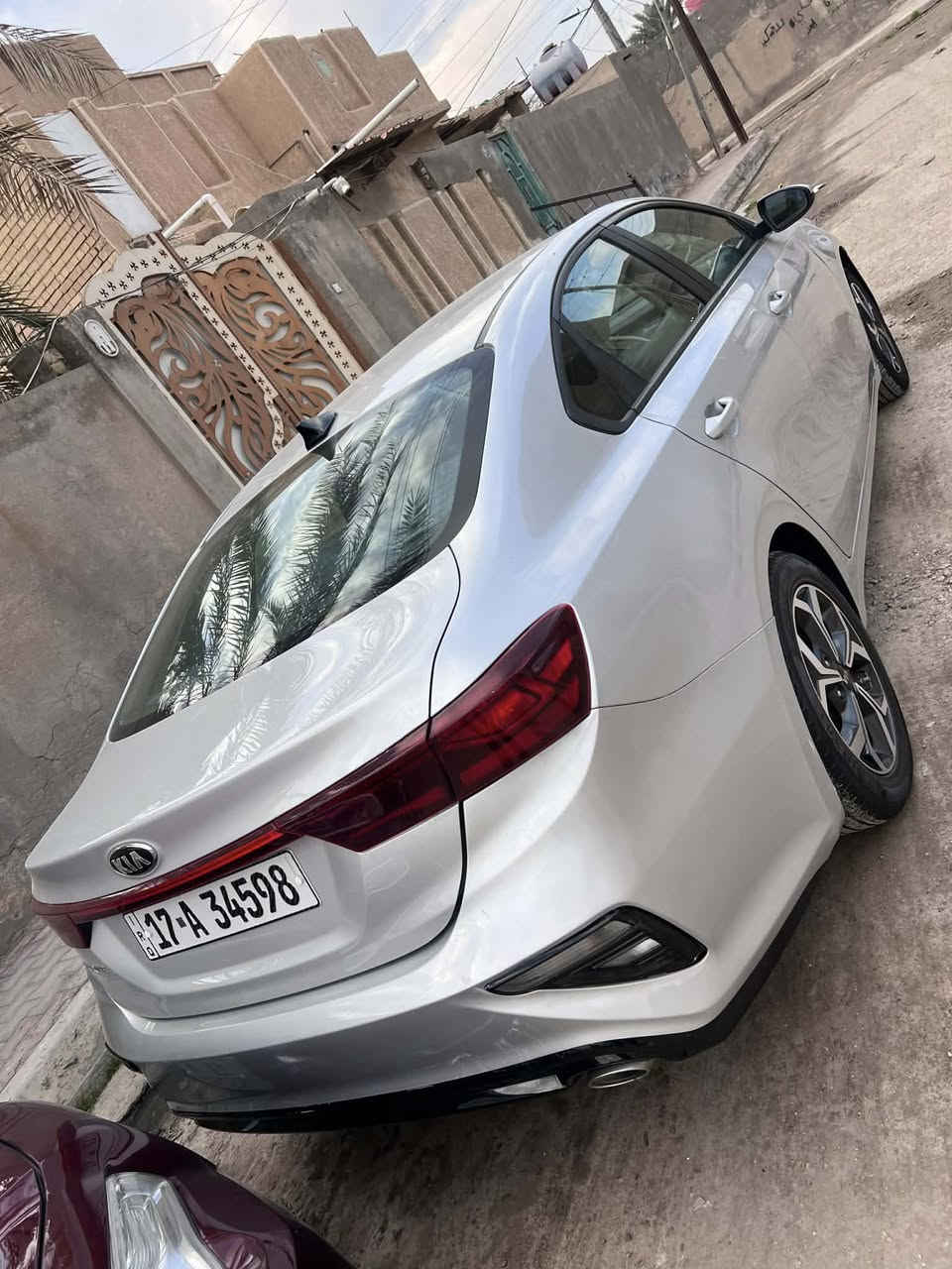 السلام عليكم ✨🤍
كيا فورتي موديل 2021 مكينه 2000دوش 
ماشيه 50 الف 
مكينه كير حداديه بعده ع وضع الشركة 
بيها ٣ قطع صبغ وصور الحادث كدامكم مكاني السماوة
إلاتصال ***********
