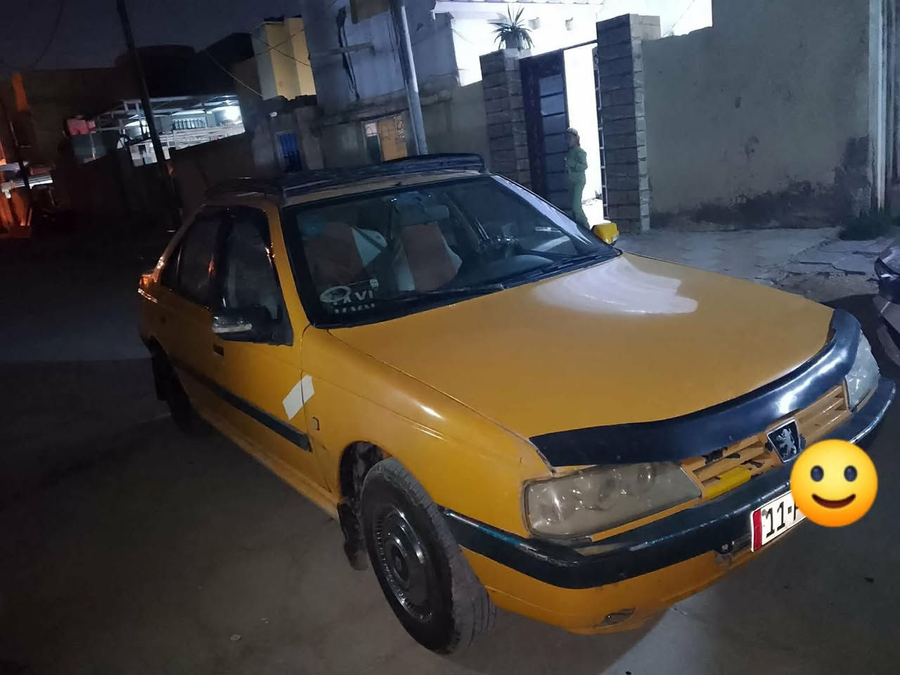 خوان سلام عليكم سياره بيجو موديل  2010 مكينه كير حداديه تبريد تخم تاير كهربائيات سياره جاهزه من كلشي مداور ثاني سعر  خاص اليحب يتواصل رقم  *********** و*********** واني بالخدمه
