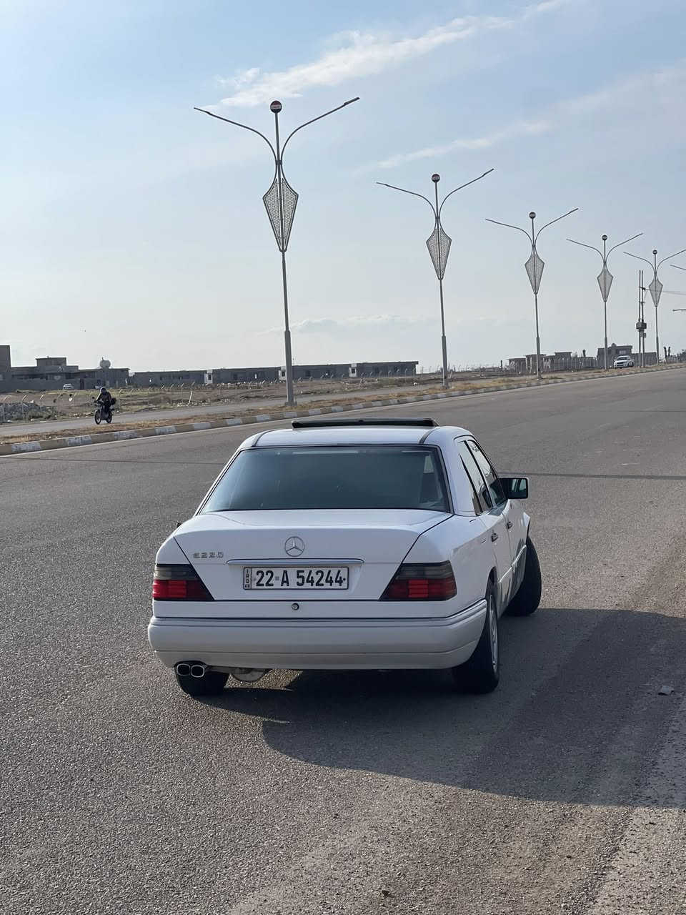 مارسدس دب لل بيع موديل 1990محدثه 1995داخل وخارج قواعد دبل سليمه سلاتت تگطين غرفه رصاصي جلد كهرباء دبل مروحه تبريد ثلج تتفيئه دبل فيتپمم محرك vvt 3000 سياره بدون صبغ برده خلفي سياره موصفات خير من الله ***********
