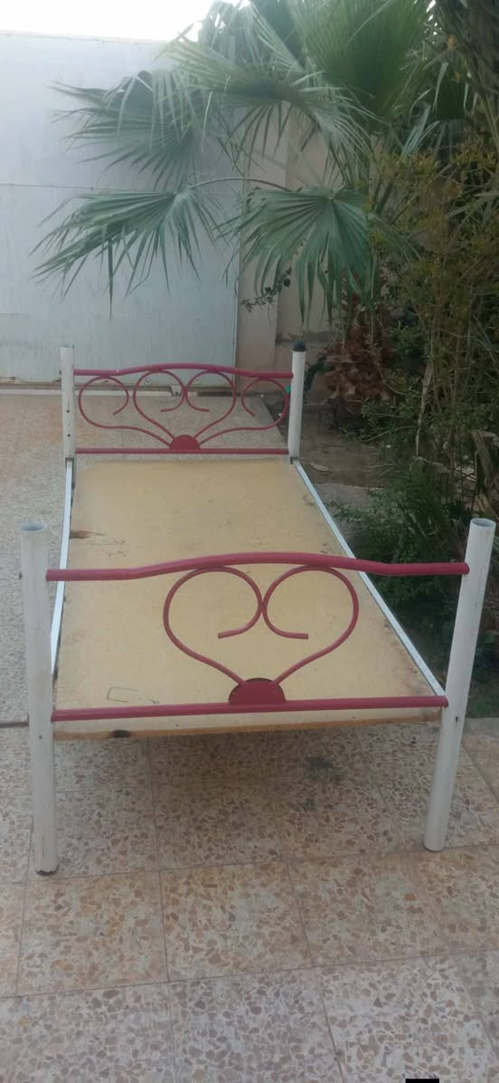 جرابي عدد ثنين مابيهن ضرر سعر 60الف مكان نجف حي النداء
مندوبة مبيعات العنده اثاث غرف نوم ويريد يبيعها يدزها خاص ابيعها اله بعموله بسيطه


**إذا كنت صاحب هذا الإعلان وتريد حذفه لأي سبب، رجاءا أرسل رسالة إلى الدعم الفني**