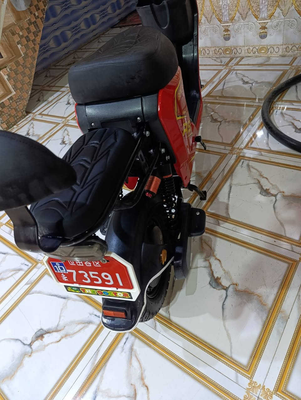 السلام عليكم دراجه شحن ار 9 ونلي نضيفه كلش زلق مابيها بطارياتها حجم 16 نص عمر مكاني بصره ابو الخصيب الشراي ايخابرني وبخدمته 
***********
