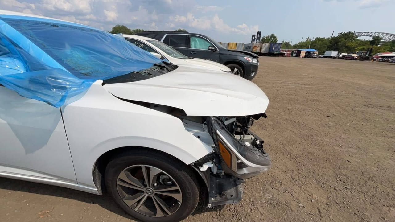 السلام عليكم سنترا موديل ٢٠٢٣ رقم ديالى مواصفات sv ماشيه ٣٨ الف ميل صور الحادث بالمنشور السعر١٣٥للاستفسار الاتصال على الرقم *********** بغداد, العراق
