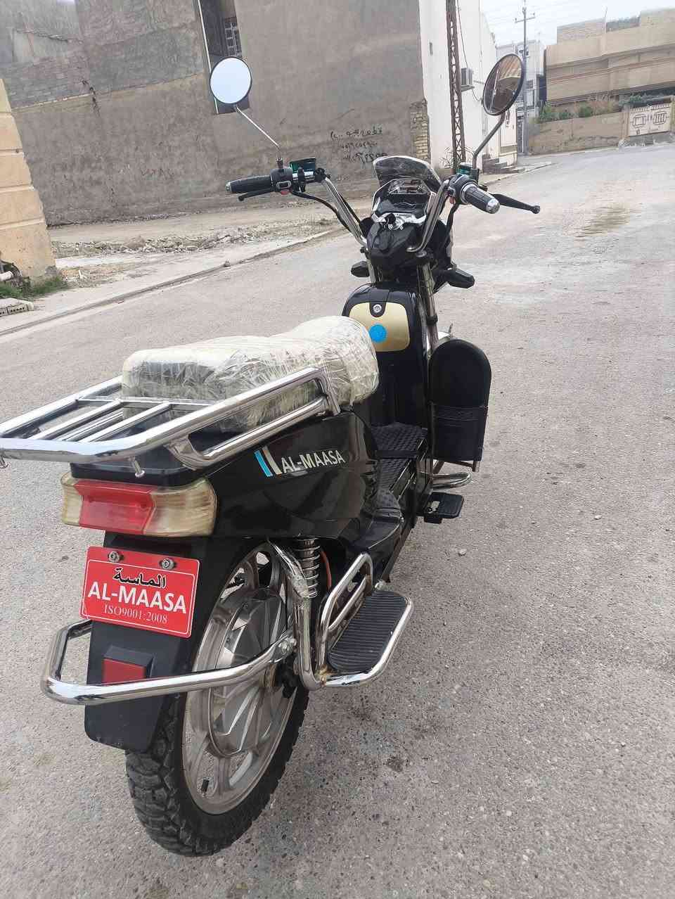 هارلي لبيع موديل 24 نوع الماسه بطاريات عشره يقرن ونص كهربائيات كلها شغاله اي نقص مابيه جهاز مانع سرقه تحكم عن بعد بصمتين وسويجين دراجه نضافه فول كل 
نقص مابيه سعر 450, بيه مجال 
***********
+9647827587898
