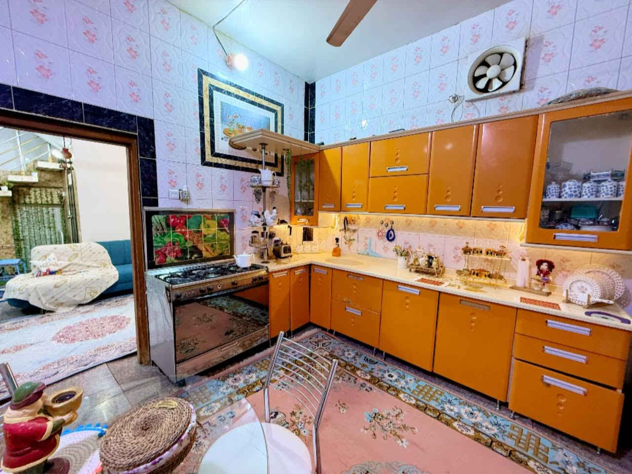 اللهم صلِّ على محمد وآل محمد 🤍✨

🏡 عرض اليوم المميز
بيت 130 متر ركن مربع 📐
بناء طابوق 🧱 وسقف كونكريت 🏗️

📍 الموقع: مشخاب – حي الصدر
يحتوي على:
🛏️ غرفة
🛋️ صالة
🚪 استقبال
🍳 مطبخ
🚿 صحيات

💰 لمعرفة السعر:
اترك لنا تعليق 💬 ونرسل لك السعر  خاص 🔥

🏢 الفرقان | بوابة المشخاب العقارية
📞 ***********
📲 واتساب أو اتصال

📍 زورونا في مكتبنا:
المشخاب – شارع الأطفاء
مجاور مول الغريباوي
