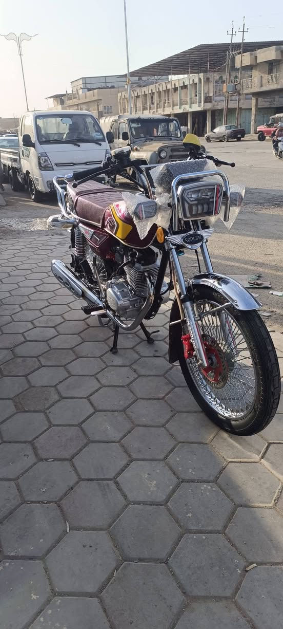 السلام عليكم دراجه تايكر 2025للبيع اوراق العنوان واسط الصويره ***********
