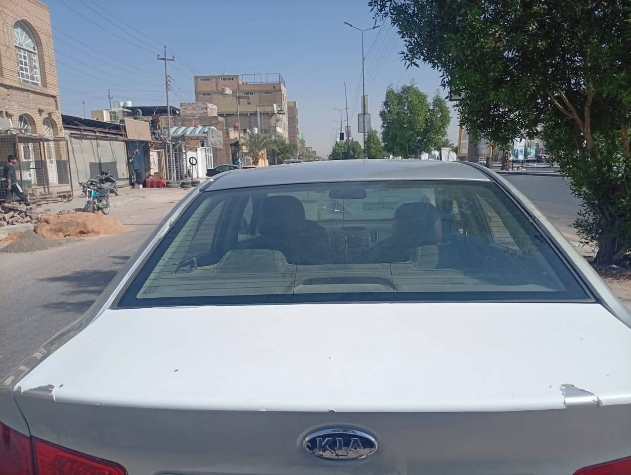 بسم الله سيراتو ادوات خليجي البيع مواصفات بصمه تشغيل بصمه بيبان تحكمات استيرن جهتين كشنات تبريد تدفئ استيرن هيتر ابلوتوث ويل كب تخم تاير اشاير مري  محرك 1600 دوش مري شفط جاهزه وكامله سياره مكان نجف سعر 43وبيها مجال ***********
