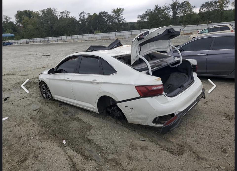 JETTA 2023 SE PLUS + 1.5T
سيارا فول موصفات 
بانوراما
تشغيل عن بعد
بصمه تشغيل
بصما ابواب
رادارات 
لايتات زينون و بلاجكتر بلادي مال فول موصفات
بكليات ليد
ويلكب 17 بلادي شركه 
تبريد من فصل سايق و سكن
كشنات هيتر تدفئه
داشبول بل كامل دجتل شاشه 
سيارا برمجه خليجي اني مبرمجه عل موصفات خليجي
يعني سيارا دشبول ٧ الوان تحكم حسب ختيارك و بي اكثر من شكلالدشبول تغير ب كيفك و اضافت الدشبول و مسجات سيارا. و شاشه سيارا كلها بل لغه العربي و سيارا تقفل و تفتحها من بصمه هي و مشتغلا تنزل جامات او البانوراما و تغلقها من البصمه و انارا اطفاء و تشغيل ع وضعيا مرسيدس و سيارا معروفها بي خير من لله موصفات 
سيارا مناقصها ولاشي بس ماي مكينا بدلته ب انتفريز ب ٣٥$ دبه 
الدهن المحرك اي سي ديلكو امريكي ويا فلتر الدهن ب ٩٥ الاف طخم حداديه كلشي جديد سيارا مناقصه شي اني كلا مكمل علا يدي و سيارا مثل مموضح بل صور حادث خلفي بجم سيارا كبس حتى دعاميه الامام نفسها مفتوحه و شاديه فقط حاثه خلفي سيارا بي شويه بل دوسه مال سكن مثل مموضح بل صورا و بي منورا ضربه خفيفه حته دعاميه ممكسور سيارا بي تقريب ٥ قطع ونص صبغ وعدا السقف باقي مصبوغ اثر كلش خفيف مو عاد ولاشي 
سعر سيارا(133$) 
بي مجال خفيف مكان سيارا اربيل سيارا تترقم شمالي و باقي عل رقم اقل شهرين  ***********
وتساب
