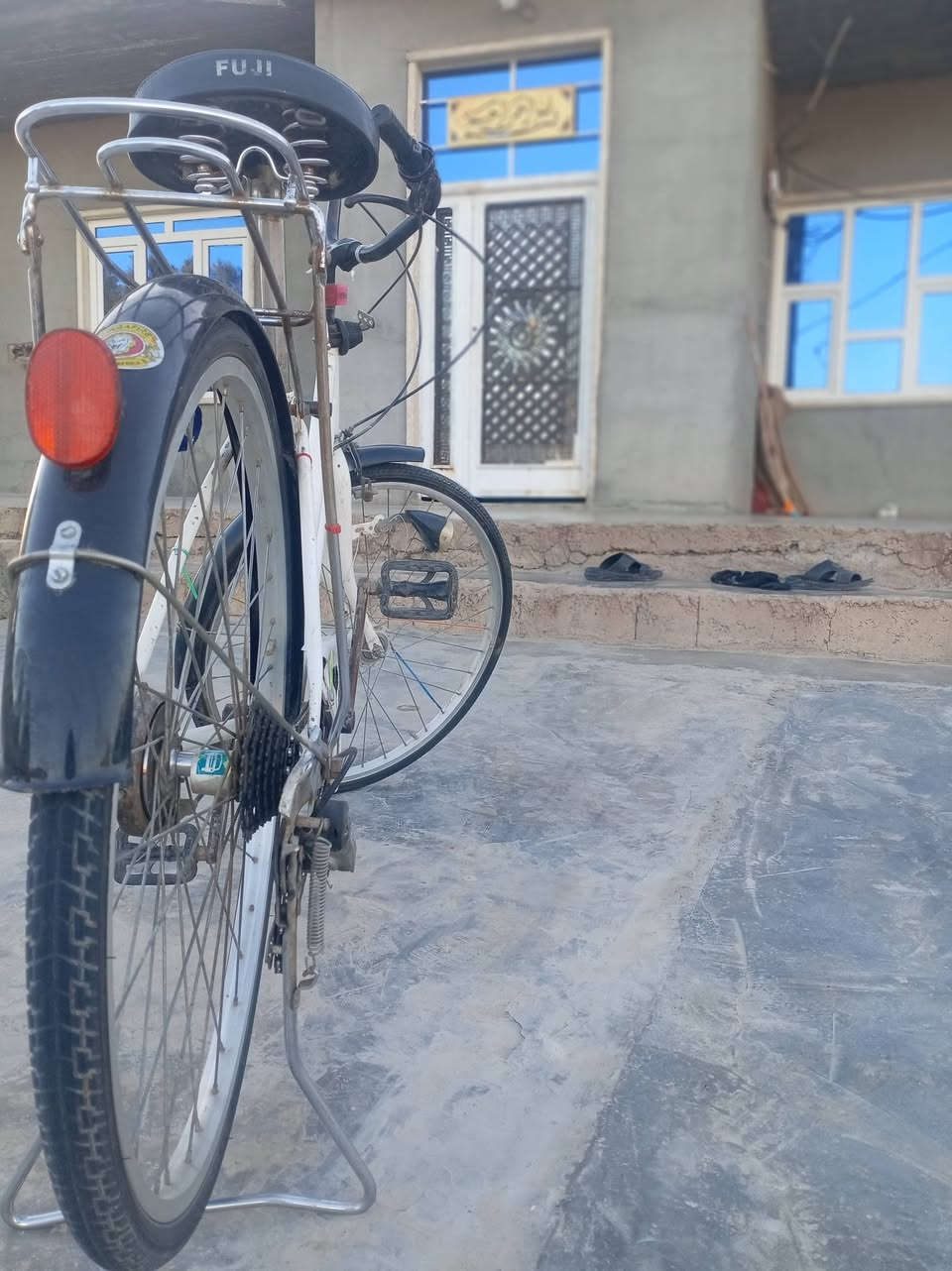 السلام عليكم بوسكل موزه حجم 26
نضافه 97/100
كلشي شغال
السعر 95 وبي مجال ✅


**إذا كنت صاحب هذا الإعلان وتريد حذفه لأي سبب، رجاءا أرسل رسالة إلى الدعم الفني**