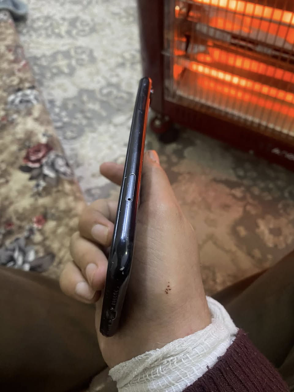 سلام وعليكم
ايفون ايكس ار 
للبيع
مبدل بطاريه 
وفيس ايدي واكف 
ذاكره ٦٤
بطاريه ١٠٠
قطاره بل شحن 
دبل سيم 
جهاز حلو بس ضهره مكسور ونطي ويه ضهر بس انته شده
مبدل بس بطاريه وفيس ايدي يشكل يشتغل وبعض مرات ما يشتغل 
مكان 
موصل /الايسر/الحدباء 
بيع او مراوس 
ادفع سعر عجبني ابيعك


**إذا كنت صاحب هذا الإعلان وتريد حذفه لأي سبب، رجاءا أرسل رسالة إلى الدعم الفني**