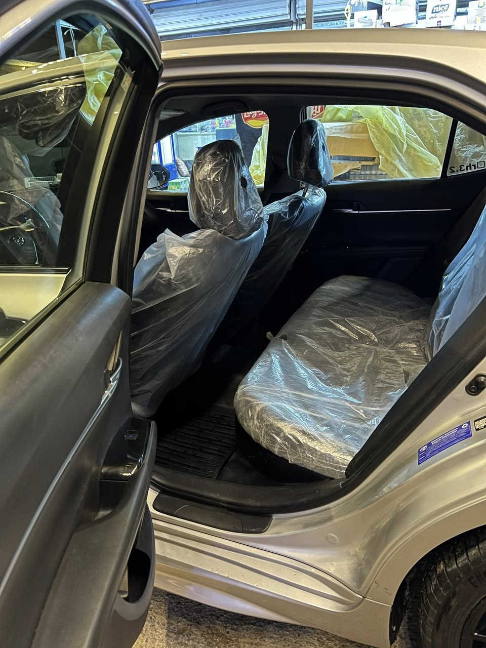 السلام عليكم
كامري 2024

ياباني استيرادي الخاص من اليابان حصرا 

السياره جديده مو نضيه لا جداده 

هايبرد 

ضربتها خلفيه السونار موجود  

االسياره فول ماعده الفتحه

انضمه قياده ايكو نورمال سبورت

السعر 180اوبيها مجال بسيط جدا 

بيع فقط
للتواصل ***********
