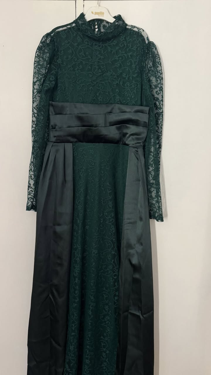 عندي هذا الفستان جديد ماملبوس حجم 40
سعرة 50 الف وبي مجال
للتواصل مراسلة خاص


**إذا كنت صاحب هذا الإعلان وتريد حذفه لأي سبب، رجاءا أرسل رسالة إلى الدعم الفني**