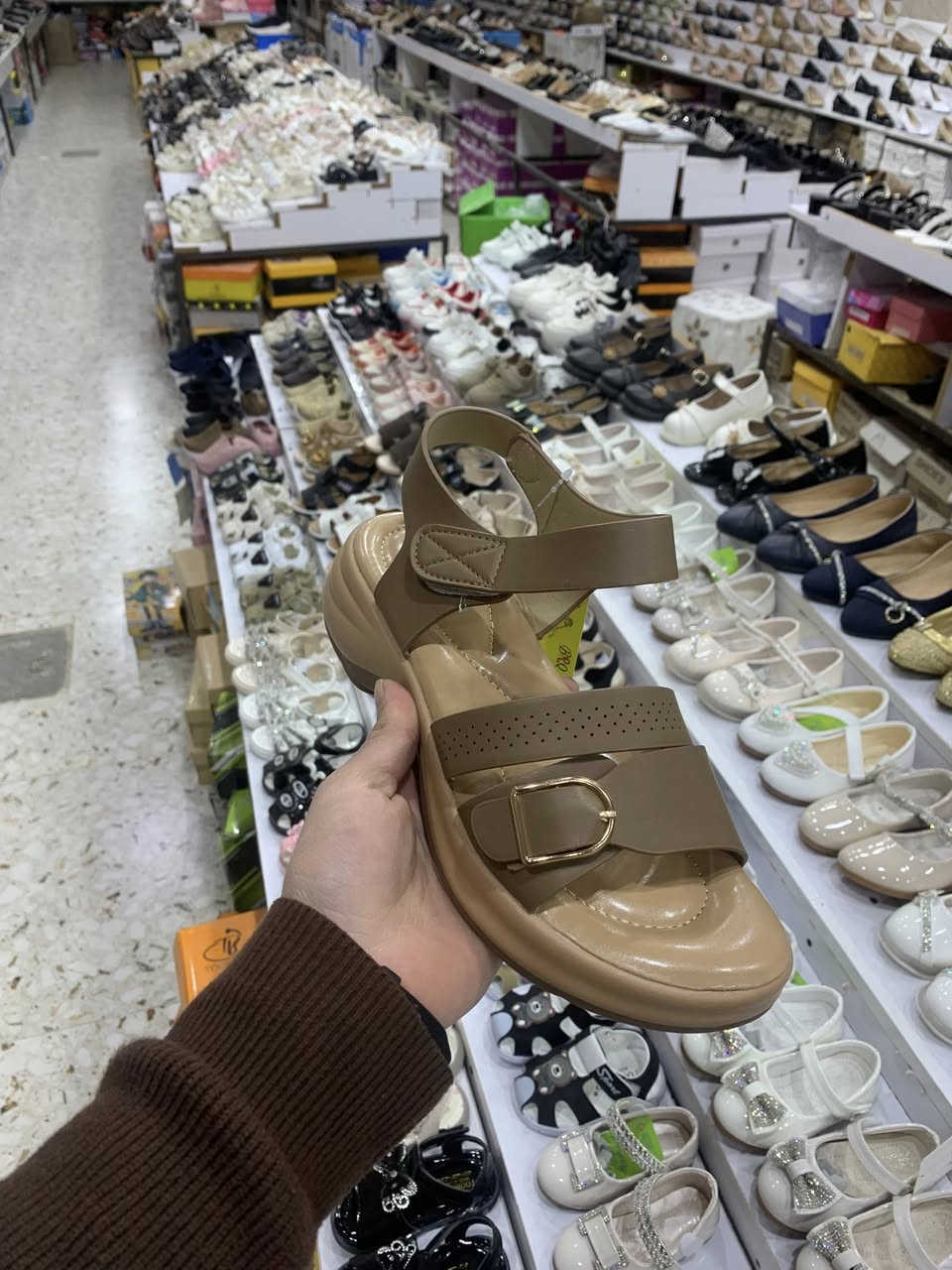 تم وصول مودیلات جدیدة
عنوان:سوق جمهوریة-عمارة البرکة-بصف صیاغة غازي

مۆدێلی تازە گەشت
ناونیشان:بازاری جموری-بینای البرکە-تەنیشت ئاڵتونی غازي


**إذا كنت صاحب هذا الإعلان وتريد حذفه لأي سبب، رجاءا أرسل رسالة إلى الدعم الفني**