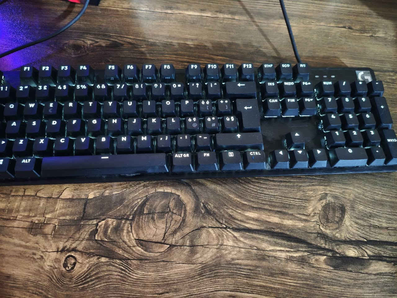 من رخصة ادمن قطعتين للبيع
ماوس رايزر NAGA TRINITY سعر 30
كيبورت لوجتك g413 سعر 45
مكاني بغداد الدورة تواصل واتس اب ***********
