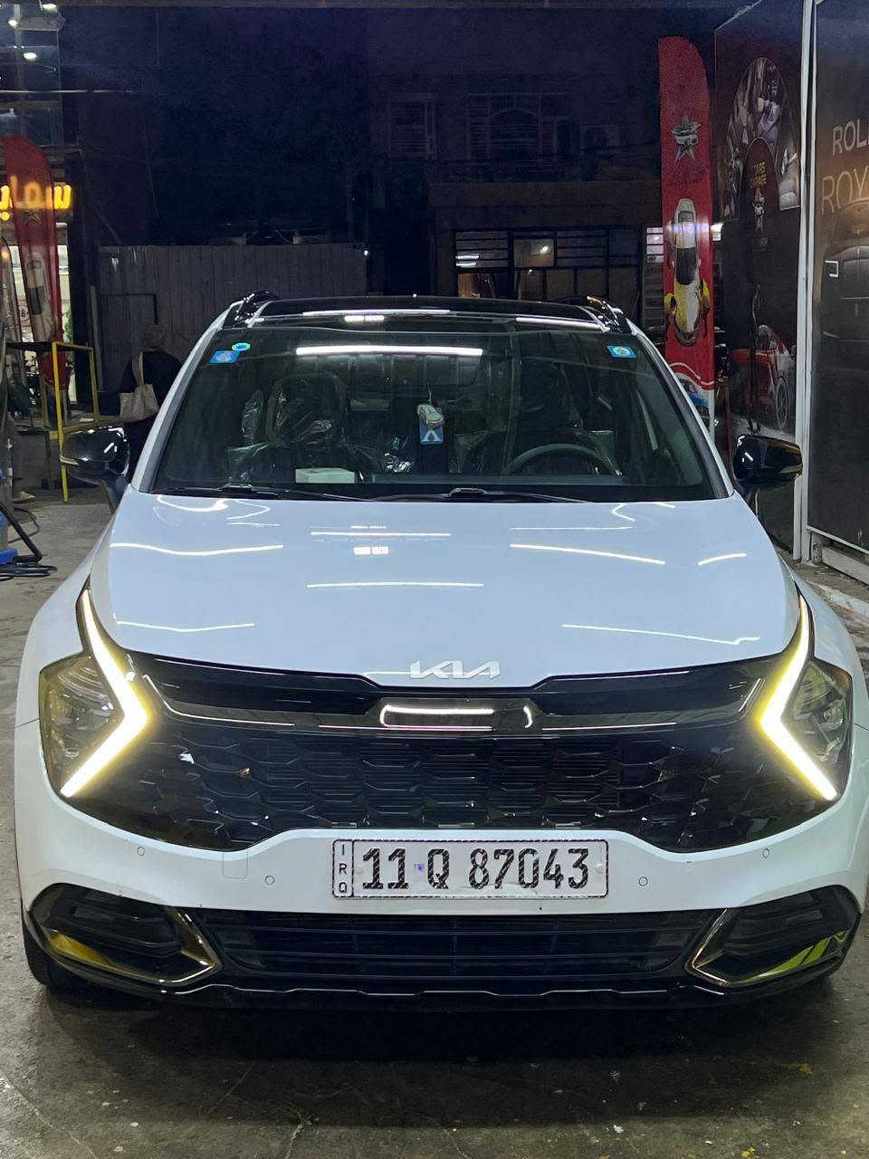 كيا سبورتاج ٢٠٢٥ فول واحد على واحد بلاك اكديشن سقف بنروما بصمة تشغيل عن بعد هندبريك دكمة كشنات كهرباء تسخين مقاعد تسخين مقود جنطة كهرباء مرايات شفط كامرة رادار تحديد مسار توقف ذاتي السيارة جديدة بمعنا الكلمة السعر ٢٢٨ وبيها مجال بسيط *********** بغداد, العراق
