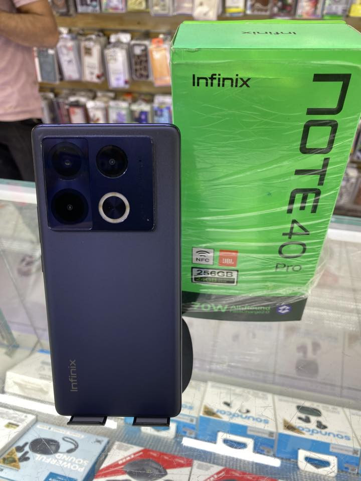 جهاز مستعمل note 40 pro
الذاكره 256 العشوائية 24 

الجهاز شخط ما بي جديد بمعنى الكلمه 

السعر 240 الف 

بغداد باب المعظم 

واتس فقط ***********
