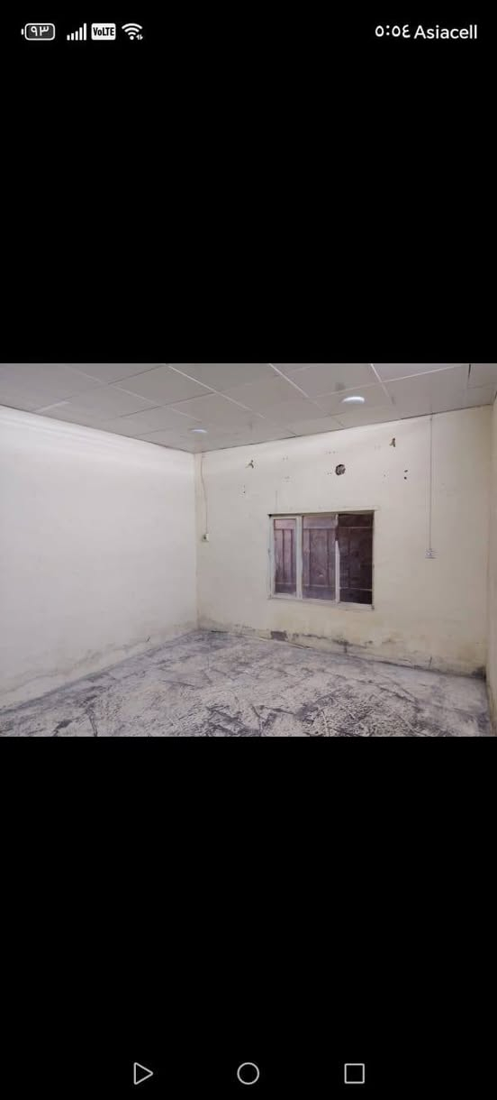 السلام عليكم بيت زراعي سند25 للبيع حي المغرب مساحته 120 الارضيه صبه الاستقبال سيراميك السقف اسبست مسوي سقف ثانوي مجاري عامه ع الشارع كهرباء  وخطين مي بي مجاري البيت مع المي شغل جديد البيت ترميم جديد للبيع سعره 25 وقابل للتفاوض
للتواصل ***********
