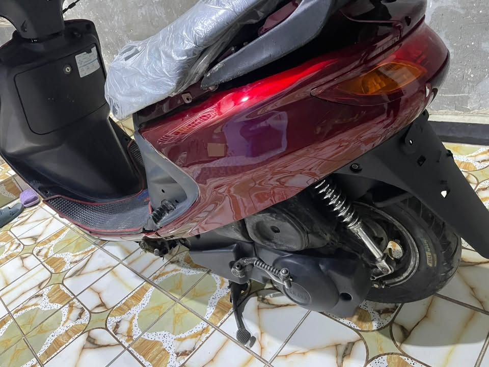 سلام عليكم دراجة فورتي فحل كفاله عامه دراجة رمبه كامله مكمله كلشي شغال سلف هندر كهرباىيات شلعه ومعدل دراجه نظيف ماناقصها اي شي مكان بعقوبه السعر ٥٠٠وبيهه مجال لشراي فقط ***********
