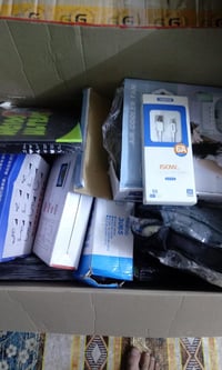 عندي كراتين مكس كرتوني ومنزلي ابيع شلة وبسعر مناسب هاتف 07720300399