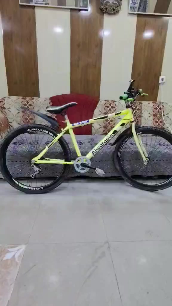 بايسكل للبيع نظيف وجاهز كلو شغال كير فقاس بريك قرص مو فحمات مرتب
السعر ٦٠


**إذا كنت صاحب هذا الإعلان وتريد حذفه لأي سبب، رجاءا أرسل رسالة إلى الدعم الفني**