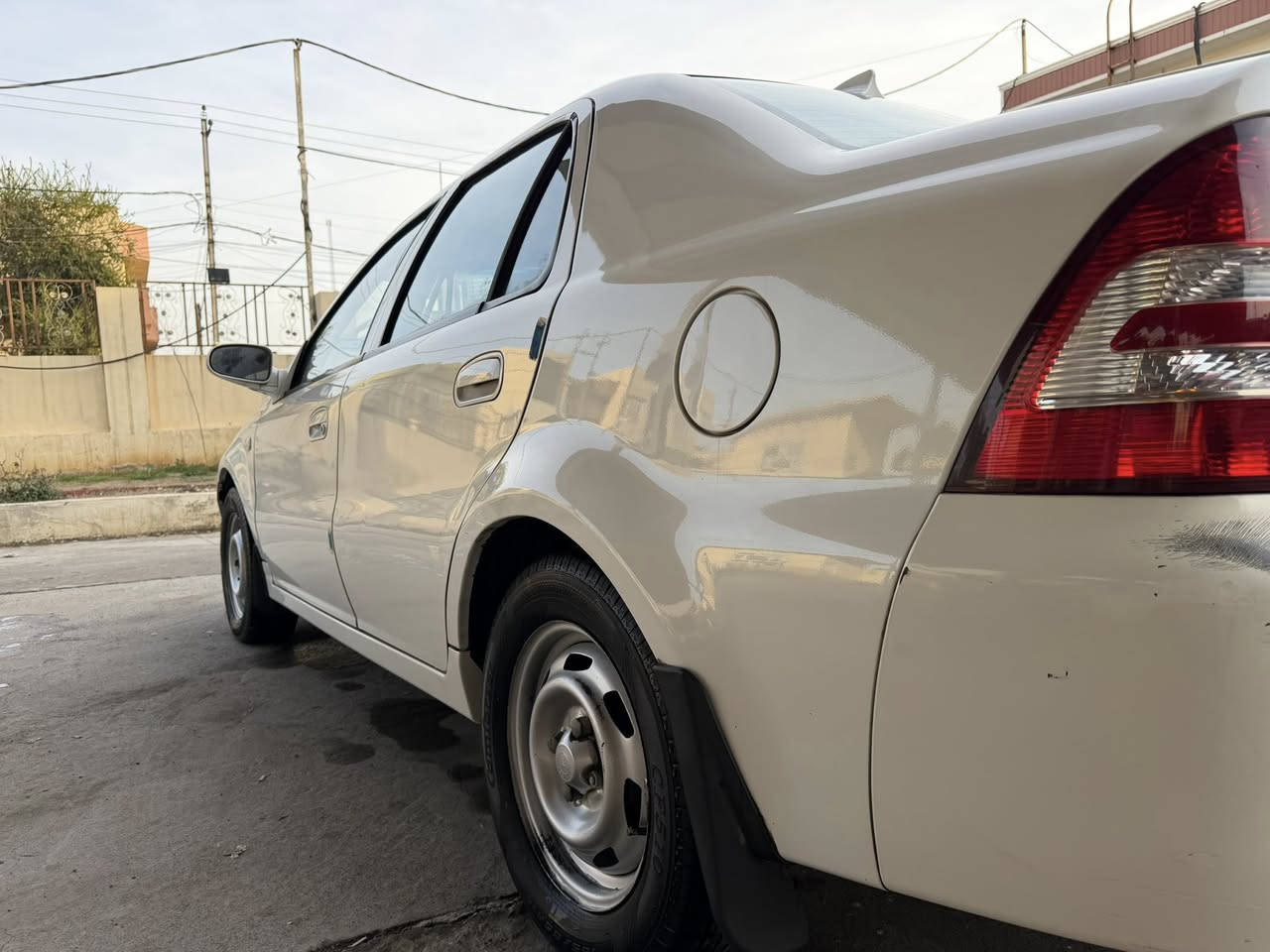 سي كي CK للبيع ٢٠١٣ لون ابيضّ مكينه وكير شرط بدون صبغ فقط شبر بارد بل بوند طخم نضيف شرط سياره بلاديه ماشية ١٢٣ رقم نينوى دولي بسمي شرط التحويل 

للاستفسار *********** / ***********
