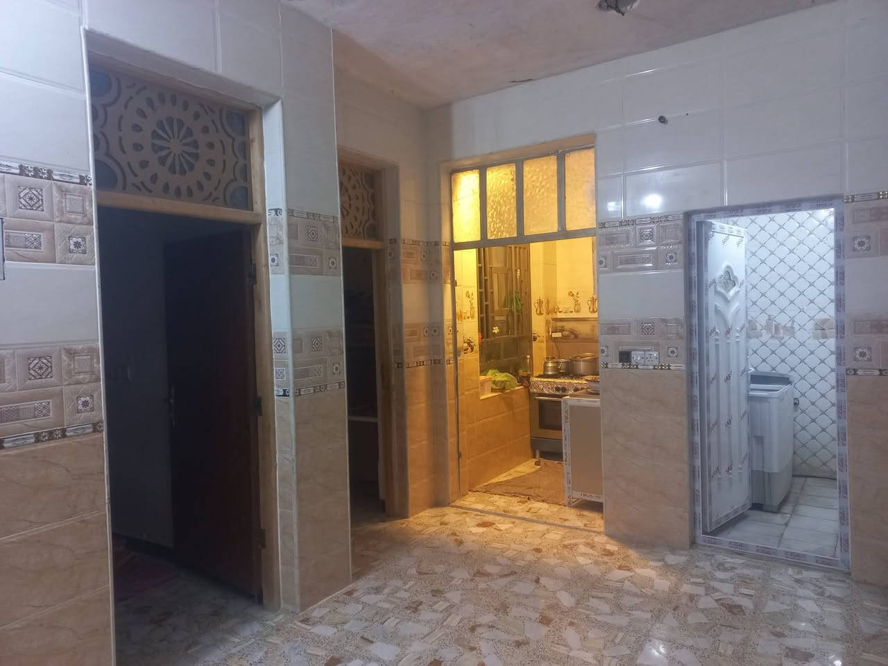 دار للبيع زراعي سند ٢٥ الامين سكينه مقاطعه ٩/٢ مساحه ٨٠م ٨×١٠ طابق واحد للإستفسار ***********
