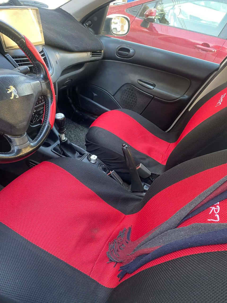 السلام عليكم بيجو ٢٠٦موديل ٢٠١٢سياره جاهزه من كلشي السعر ٥٢وبيهه مجال للستفسار ***********
