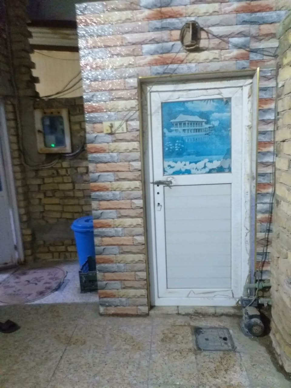 (بيع على المبادرة)

دار سكني للبيع 🏠

المساحة  : 100م  مربع 10*10

العنوان  :شارع 60

اقرب نقطة دالة :  خلق مدرسة الظفر 

              ((طابو    صرف ))
⬇️⬇️⬇️

التفاصيل : الطابق الاول / غرفه نوام + صاله + استقبال + مطبخ + مجمع صحيات
الطابق الثاني / 2 غرف نوم + حمامات

يباع الدار على المبادرة 

             *️⃣*️⃣*️⃣*️⃣*️⃣

لمزيد من المعلومات والاستفسار مراجعة مكتب الكرعاوي للعقار
  
العنوان  حي الصدر الاول . سايدين النسر. قرب بانزين خانة انوار الكفيل الاهلية 

 ارقام الاتصال ✅
***********📞
***********📞
***********📞
***********📞
✅ او مراسلة الصفحة♦️

✅ ارقام الهواتف تحتوي على واتساب🟩
