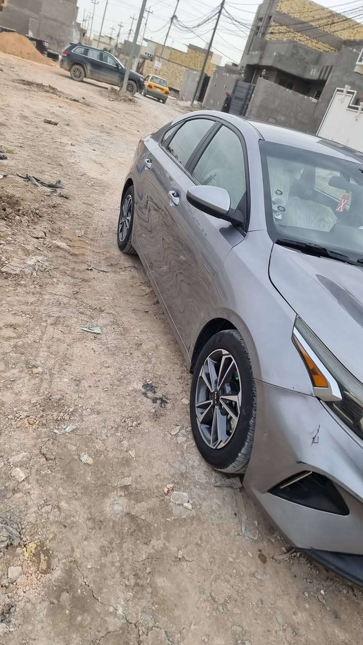 سلام عليكم سياره البيع فورتي موديل ٢٤ أمريكي بيه جاملغ وبنيد  حله السعر خاص ***********
