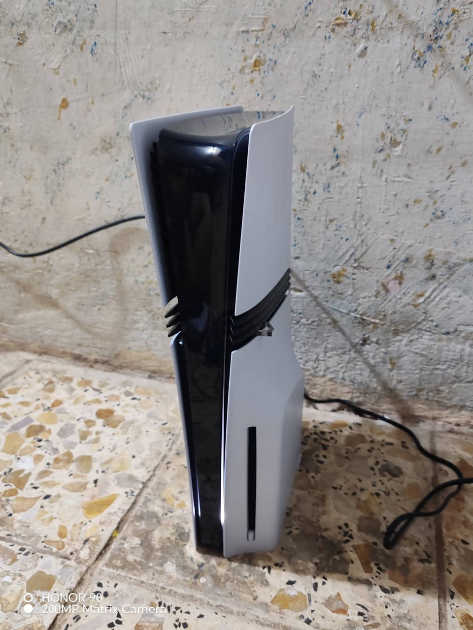السلام عليكم شباب عندي بلي فايف برو جديد بلجيس الهوة ما شامة بعدة بي ريحة الشركة وينهم الجناية الرغابة أهل الدقة مكاني بغداد وهذا رقمي ***********
