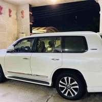 🫡 للبيع بسعر مناسب  لاندكروز 2019 بريم اصلي 🔥  رقم بغداد باسمي سياره ج...