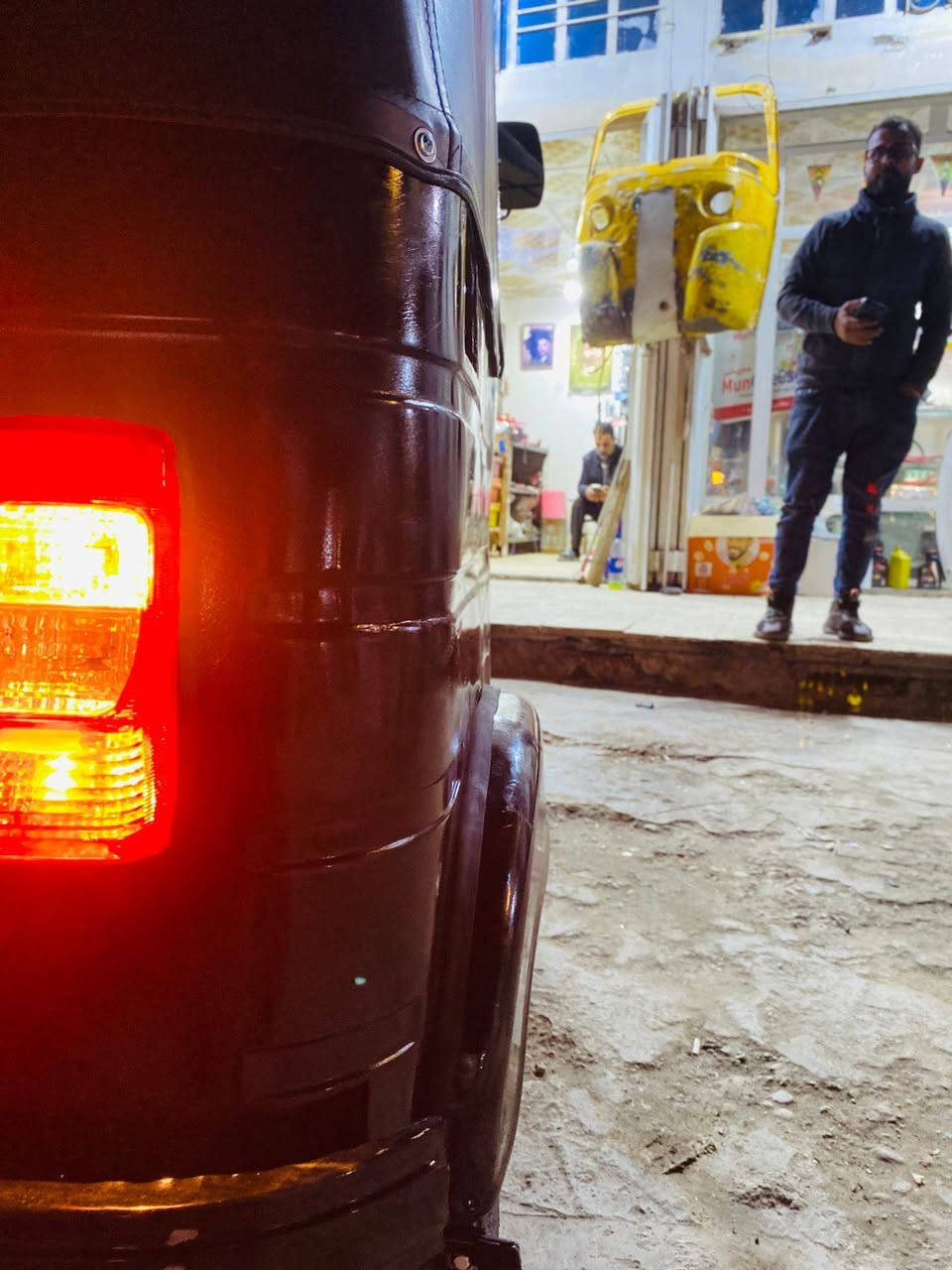 السلام عليكم تكتك 2018 اوراق مكينه2020شغاله من البجم للبجم خير من الله مكينه خرسه/السعر 3900/العنوان مدينه الصدر/رقم الهاتف ***********
