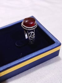 اللهم صل علئ محمد وال بيت محمد نازك وجميل جدااااا  خاتم فضه قديم صياغه...