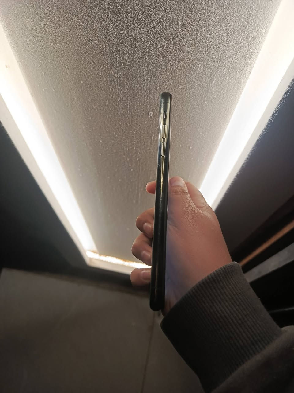 السلام عليكم مكلف بل نشر
ايفون 11بروماكس للبيع 
ذكرتة 256🧠
بطارية 100مبدلة🔋
شاشة مبدلة فيس ايدي واكف 
جهاز كلة شغل 
سعرة 200 قفل بدون معاملة 
*********** رقم الولد
