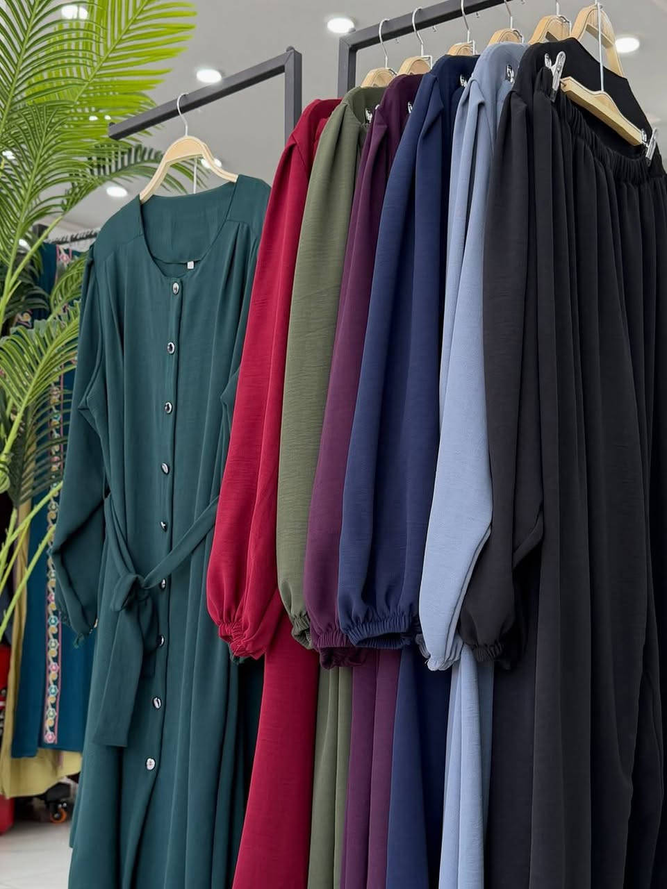 #وصصصصصصل_القياسات_الخاصة_______
🌸 سوت نسائي مطعم تور👍 😍👍
#السسسعر__25ألف 
سارعوا بالحجز كمية محدودة 🫢
#القياسات_48_50_52_54_________✨🖤 
الخامه برومجيك الاصلي
#يوجد خدمه توصيل الفين دينار داخل قضاء المسيب 
توصيل محافظات 6الاف كافة المحافظات العراقية 
توصييييل الباب بيتكك ويدللون علينه الطيبين


**إذا كنت صاحب هذا الإعلان وتريد حذفه لأي سبب، رجاءا أرسل رسالة إلى الدعم الفني**