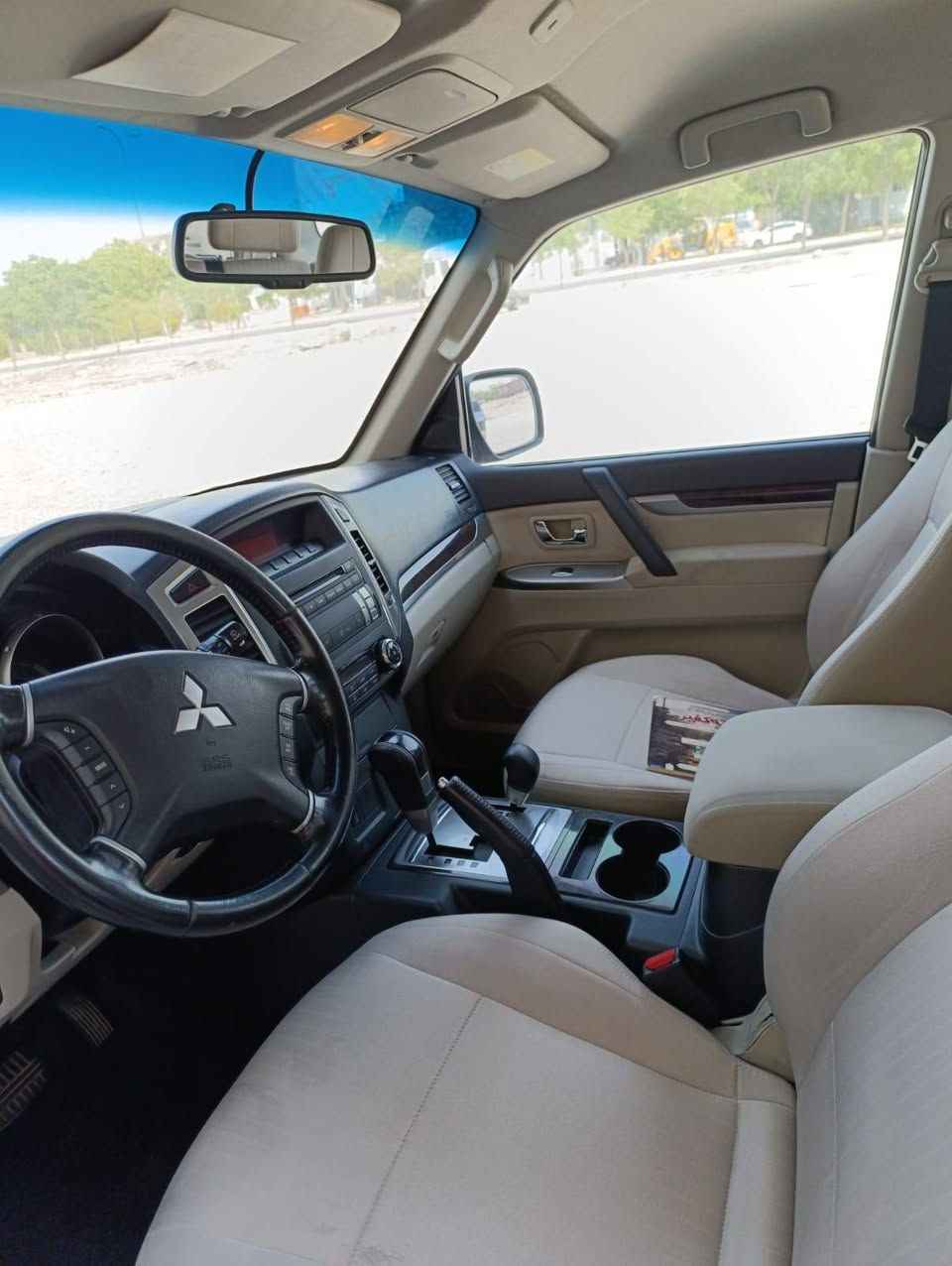 باجیرو 2016 رةقم سليمانية نص مواسةفات 
محرك 3500 خليجية سيارة جديد بدون صبغ بدون بارد سنةوية مجدد گير محرك شرط مكان سيارة بكلار ***********
