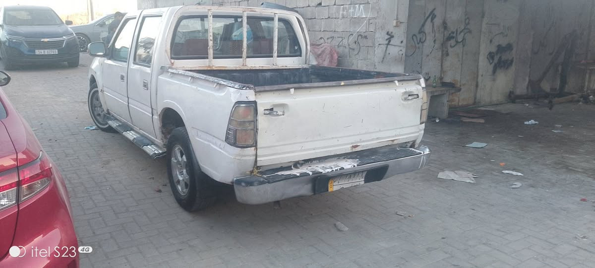 السلام عليكم اخوان بيكم فتون صيني رقم بصره مويل 2013سياره جاهزه سعر 25 بيه مجال مكلف بالنشر رقم ***********
