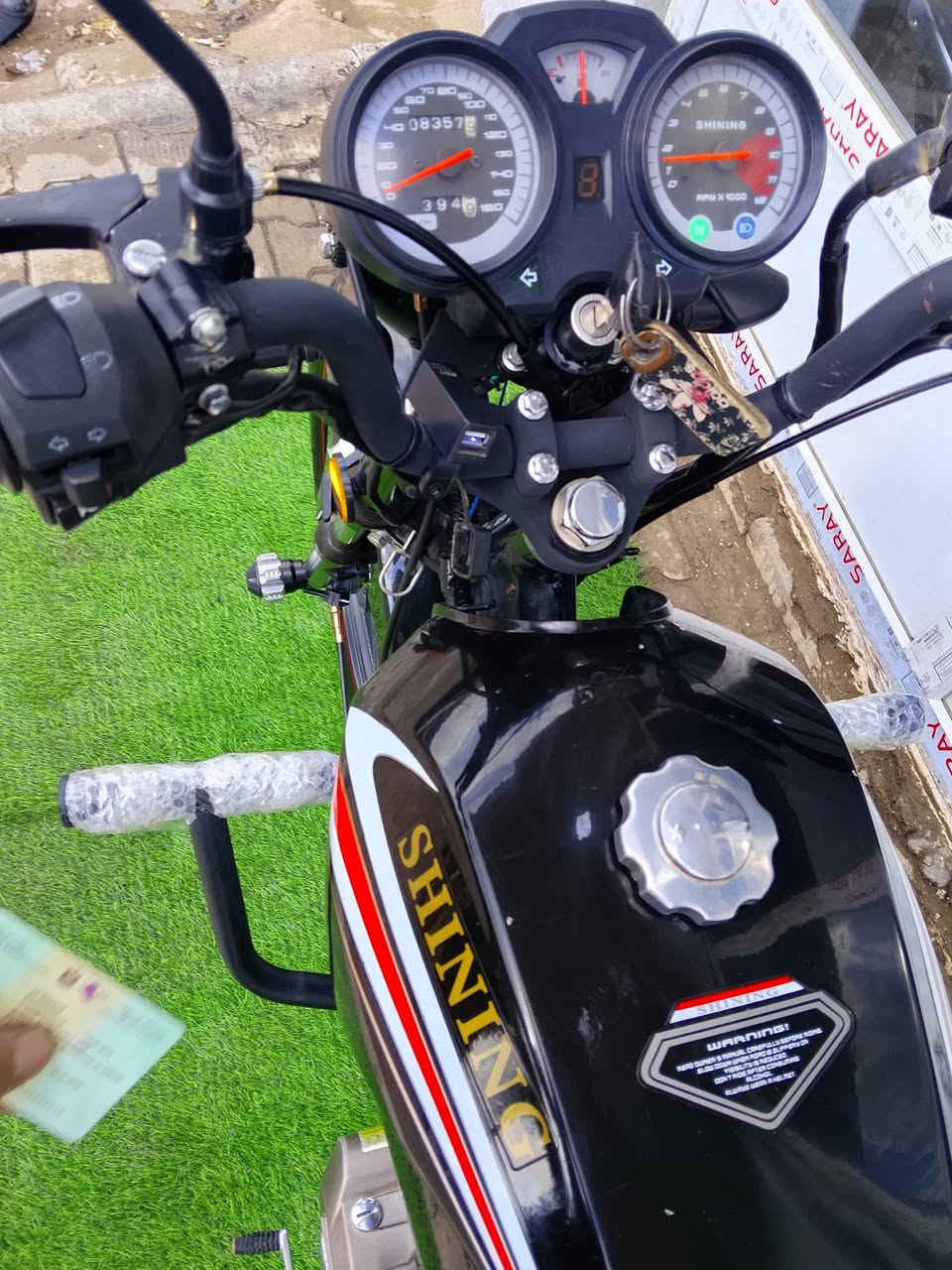 السلام عليكم ورحمه الله وبركاته دراجة نارية شاينك موديل 23 نازلة بل 25 كفالة عامة من  كلشي اخت زيرو مرقم كامل انكليزي ديالى تحويل ثاني يوم إذ تريد مكاني ديالى خرنابات الشراي يتصل ويدلل ورة السيطرة الثانية عل الشارع *********** اتصل ودلل
