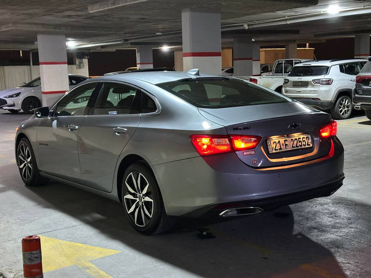 #للبيع
شوفرليت ماليبو  2024 بجم كبس بدون ايرباك
مواصفات RS  بلاك توب 
‭0773 752 2669‬ ‭    0773 752 2669‬
حساسات خلفية
بصمة 
دبل كزوار
كشنات كهرباء 
هاندبريك بصمة
اوتو ستوب
رادار امامي مانع تصادم 
تشغيل عن بعد
رادار تحديد مسار 
رادارات محيطية 
مرايات جانبية كهربائية
نظام Apple CarPlay/Android Auto
تحكمات ستيرن جهتين كاملة
لايتات استشعار AUTO 
عداد رحلات
6 سماعات
‏ABS / EBD
ويل كب رياضي RS بلادي 
تحديد سرعة
كاميرا خلفية 360
و بعد بيها هواي مواصفات
السيارة ترقيم جديد
رقم سليمانية مميز بأسمي 
سنوية الحد 2030 
هزة جديدة
كاملة مكملة تريد تحويل تريد وكاله حاضر اني 
السيارة بجم كبس ايرباكات كلها بلادية على وضع الشركة 
السيارة قطعتين صبغ
فقط صندوق و نص جاملغ خلفي
ضربة خفيفه كلش بدون لا دواخل ولا شاصي ولا حوض كله بشرط 
ماشية 25 الف ميل
مكاني سليمانية السليمانية, العراق
