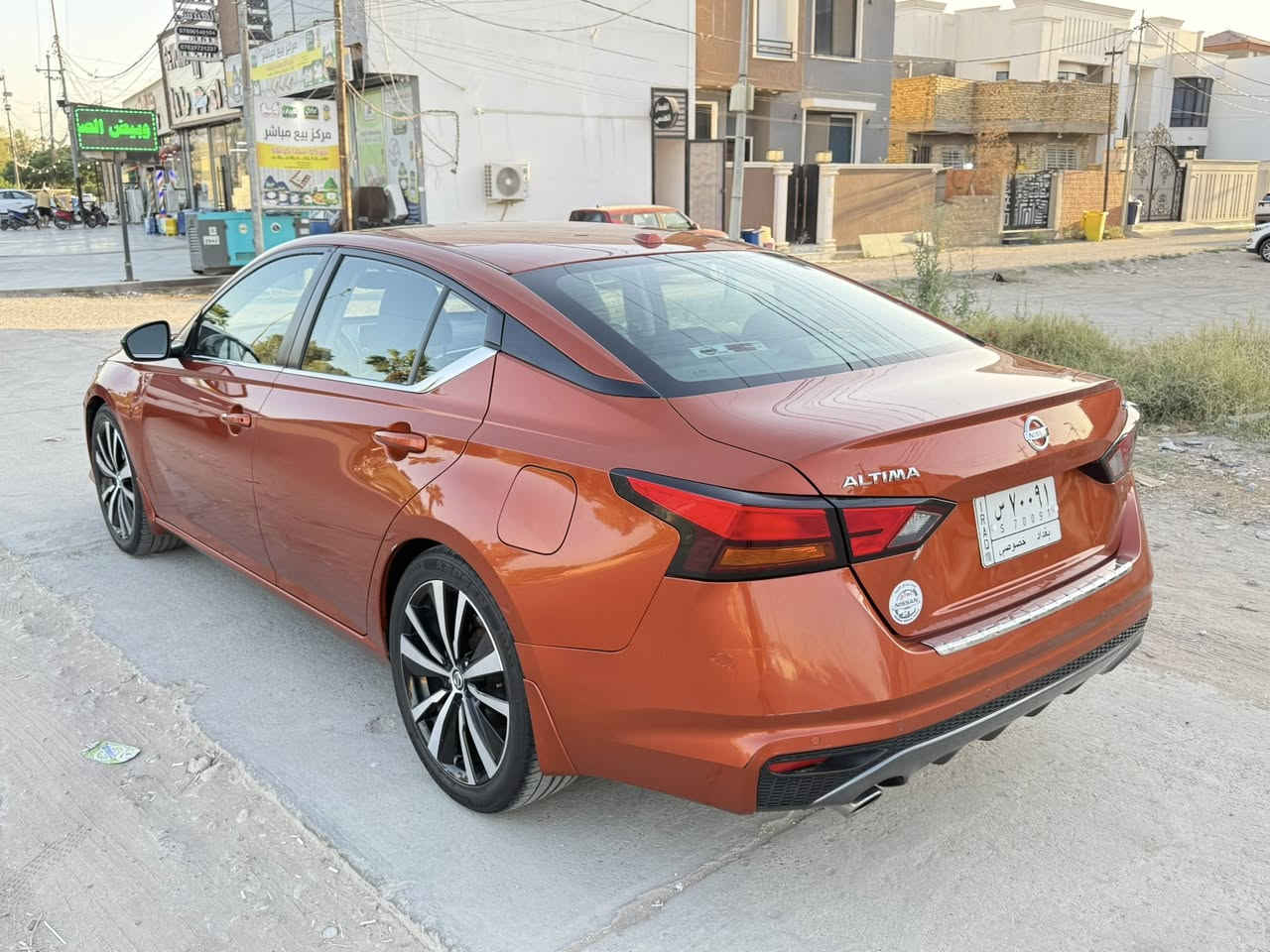 للبيع فقط
نيسان ألتيما 2021 SR
رقم بغداد
مكفولة
بدون صبغ
فقط بارد خفيف بالجاملغ جهة السايق
مكان السياره بالحله 
السعر 155 وبيها مجال بسيط 
***********
